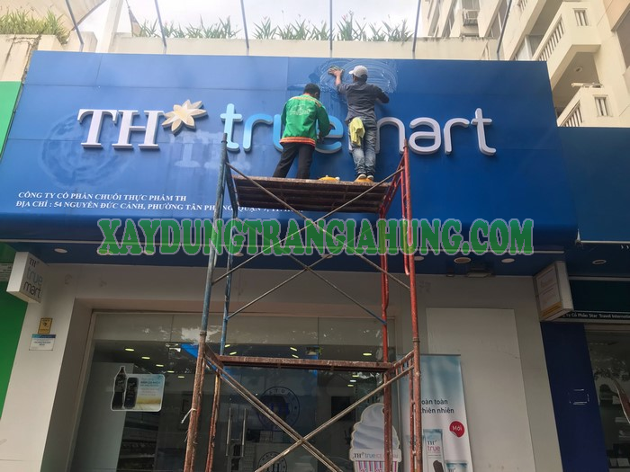 Cải tạo sửa chữa bảng hiệu